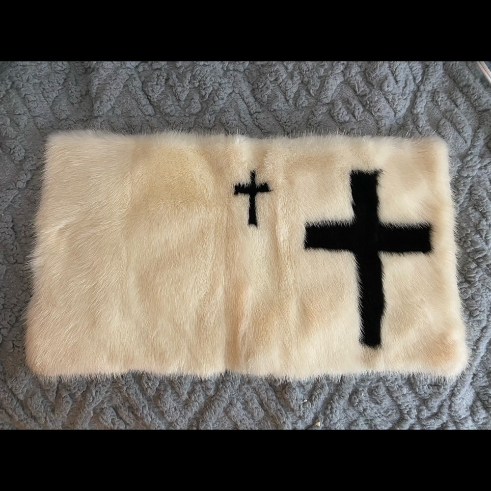 Custom White mink Bible Cover - Picture 3 of 4